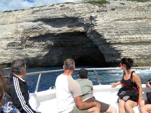 Bonifacio : ballade en mer et visite de la grotte Saint Antoine ou grotte de Napoleon