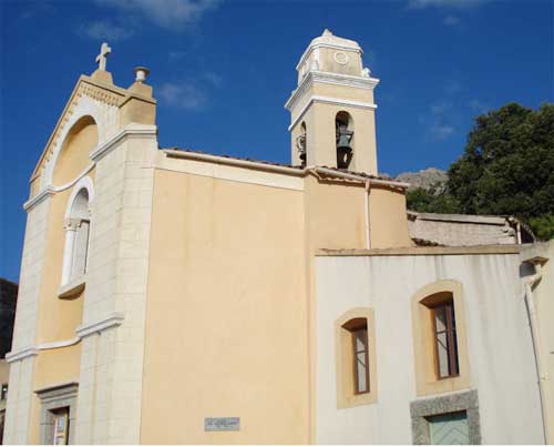 L'église baroque Saint Joseph de Nessa