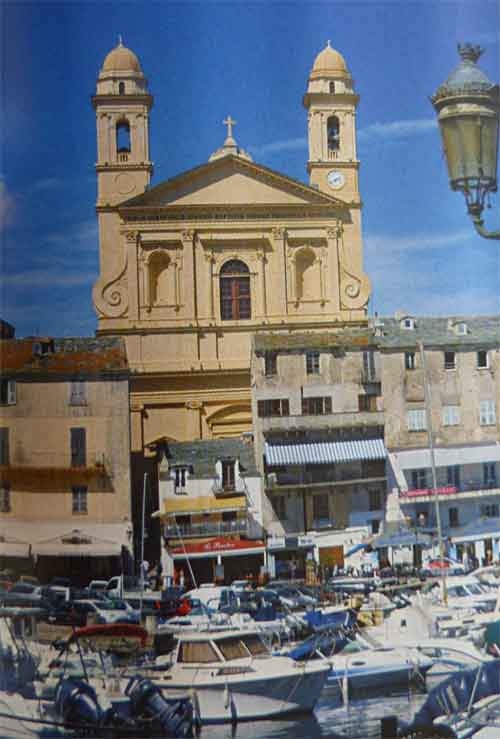 L'eglise saint Jean Baptiste à Bastia en Haute Corse, classée monument historique